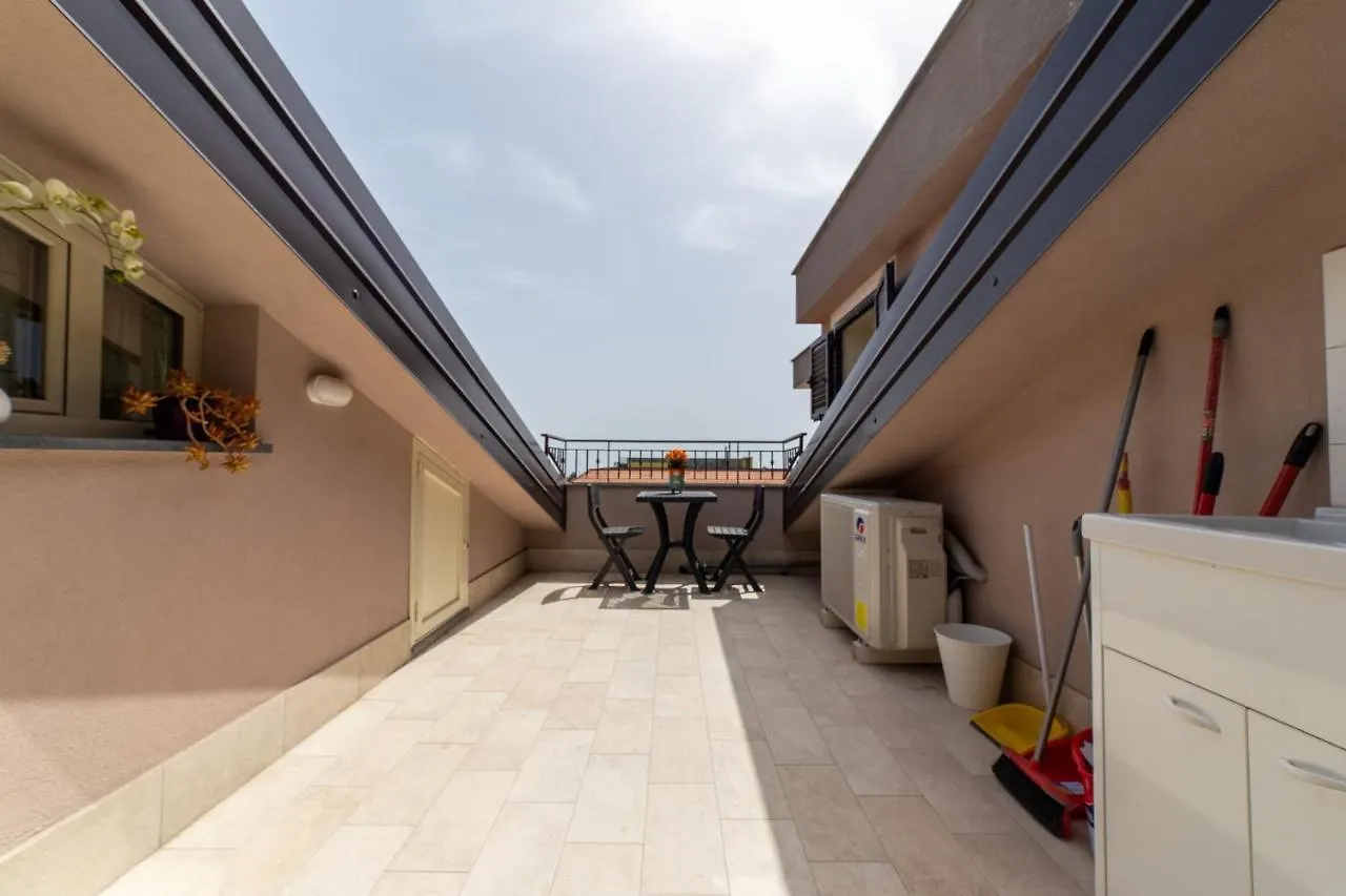 Suite Apartment Smeraldo - Etna Diamond Suite - Suntripsicily Giarre